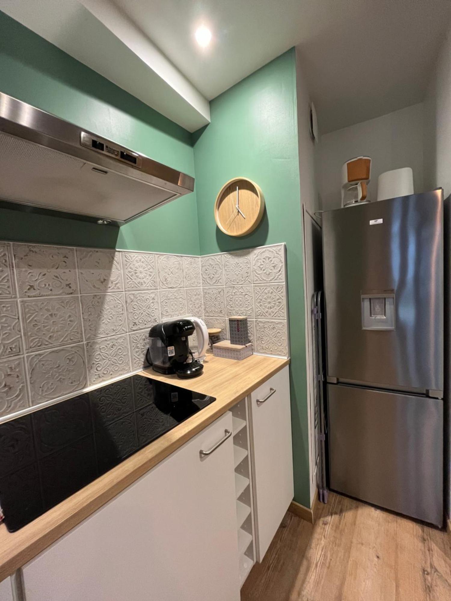 La Cour Chartraine - Cosy Appartement Avec Cour Exterieur A Блоа Екстериор снимка