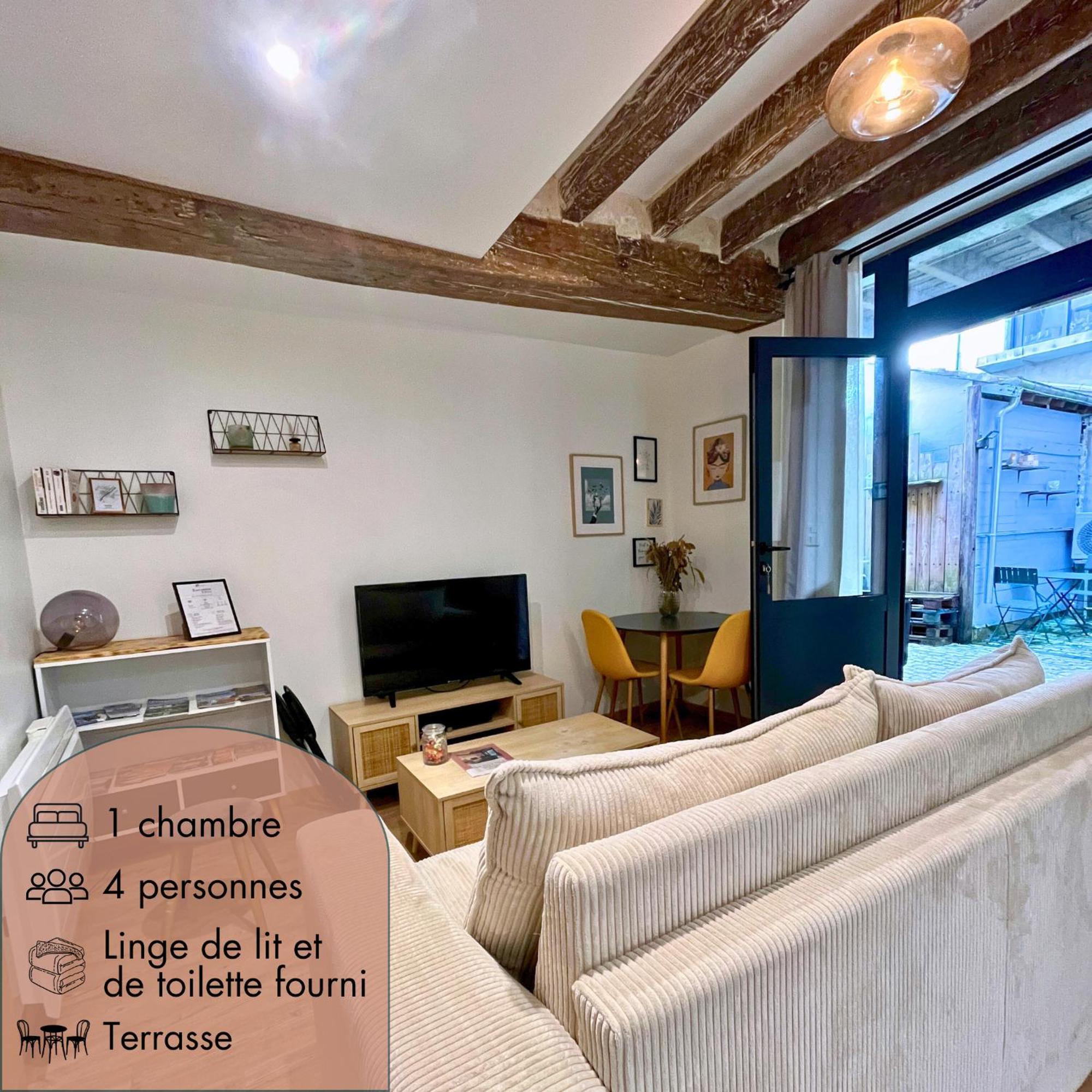 La Cour Chartraine - Cosy Appartement Avec Cour Exterieur A Блоа Екстериор снимка